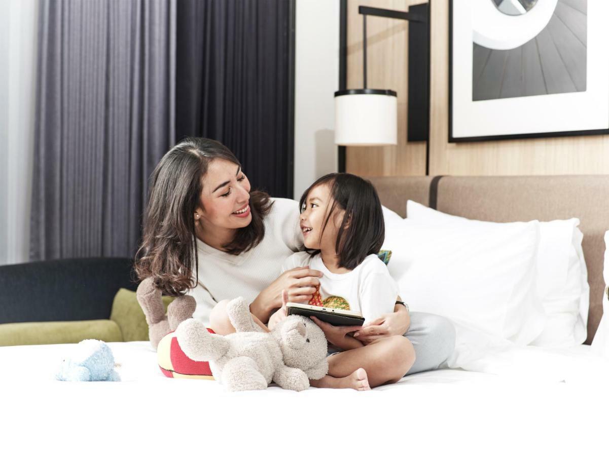 Novotel Karawang Exterior foto